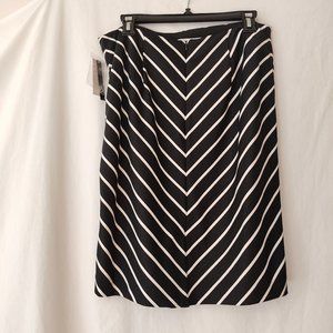 Grace Elements Fixture 2 Core Skirt, 8, Black Jet/Egret